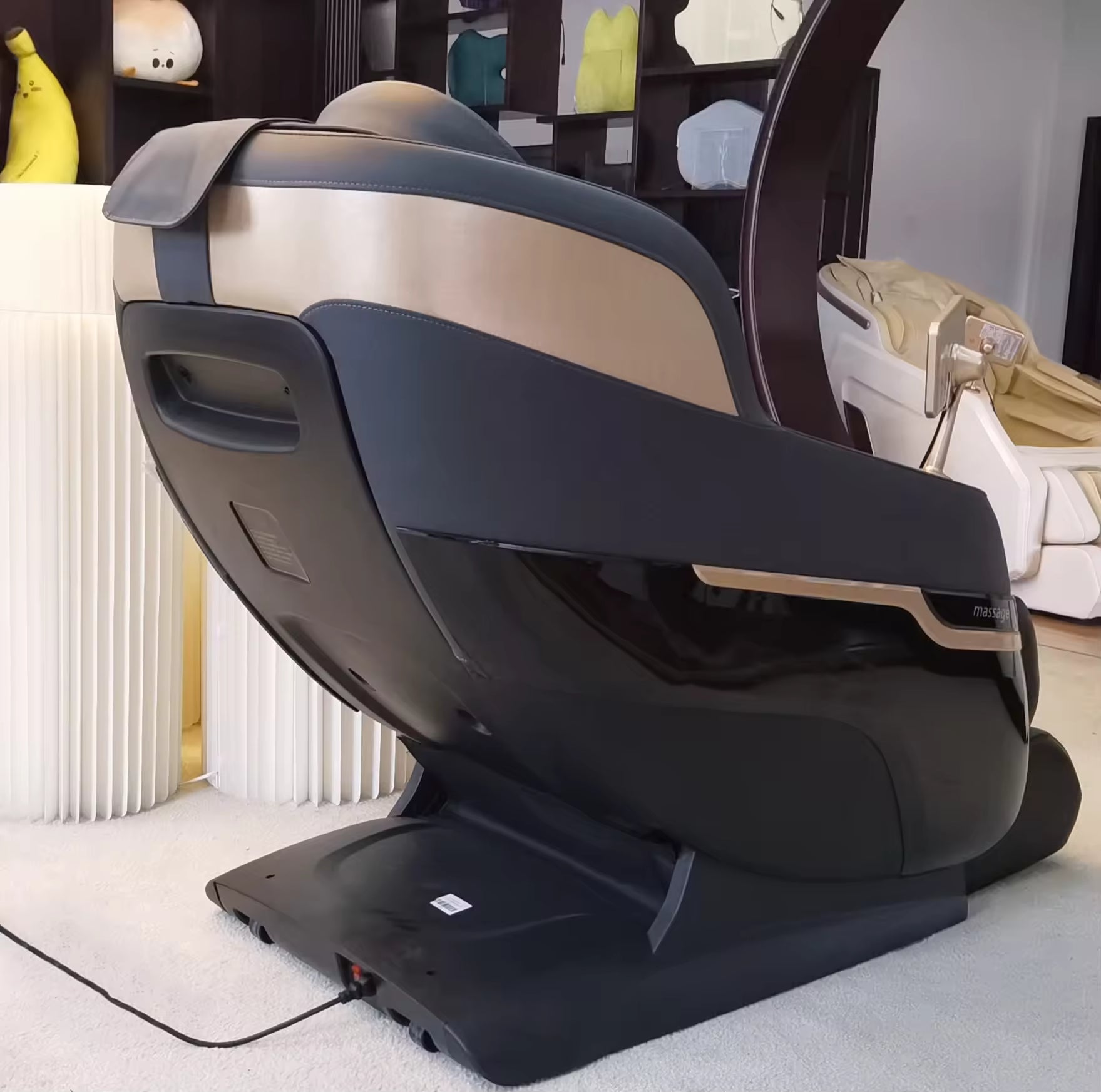 R8 Modern 3D Full Body Leather Massage Chair 8 Roller Technology Smart Therapy Vibrating Seat Neck Foot Gravity Air Pressure